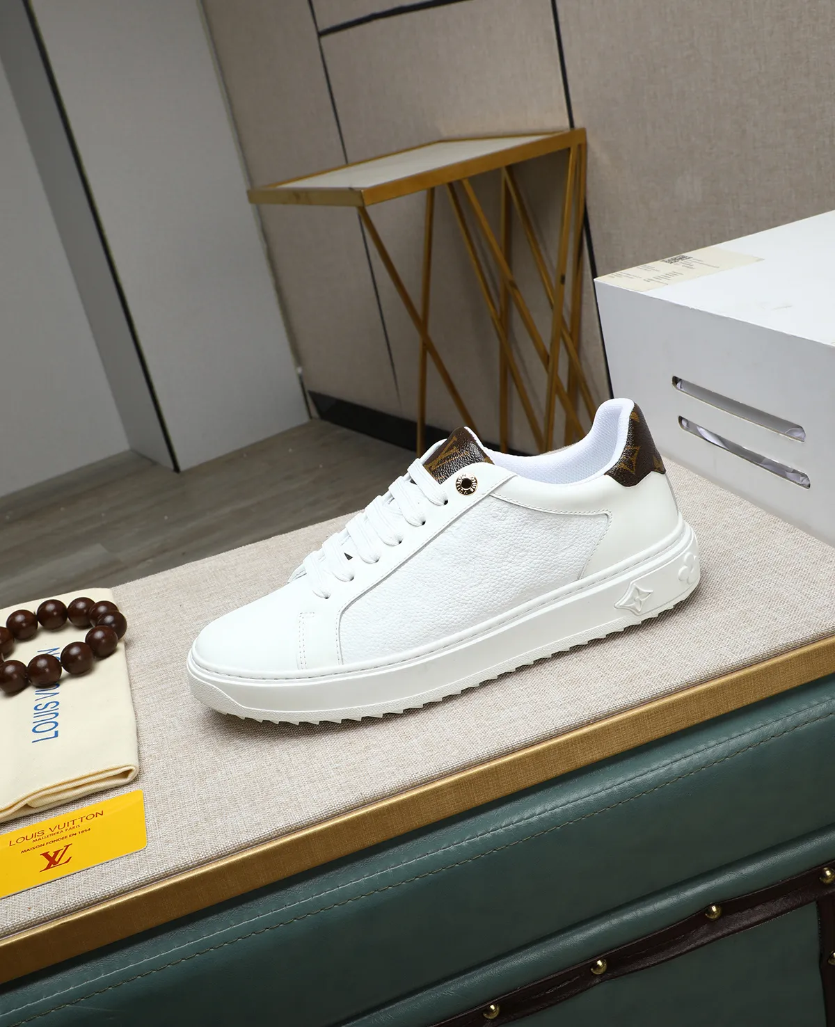 Men's men's shoes 💰540 📛📛(Niuli) high-end [LOUIS VUITTON] Louis Vuitton official website synchronized new products 👟Milan fashion catwalk style 🇰🇾🇰🇾LV family logo, celebrity style, a must-have for fashionistas ⚠️Top-layer calfskin ➕Cow leather lining ➕Mesh lining Official website original special outsole👞Number 38-44